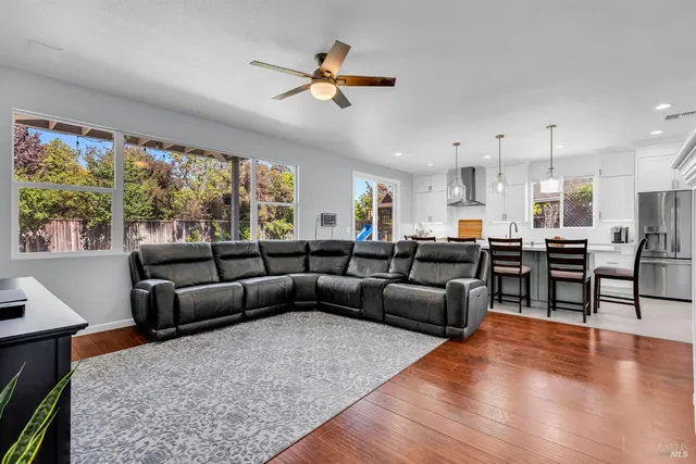 $799,000 | 1946 Leaning Oak Court, Fairfield, CA 94534