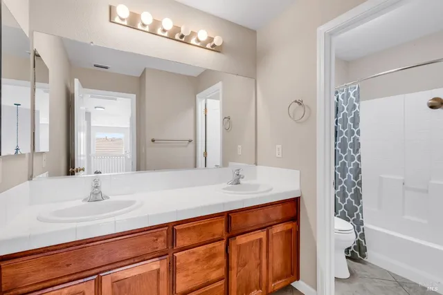 $799,000 | 1946 Leaning Oak Court, Fairfield, CA 94534