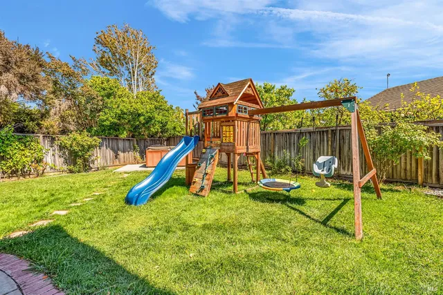 $799,000 | 1946 Leaning Oak Court, Fairfield, CA 94534