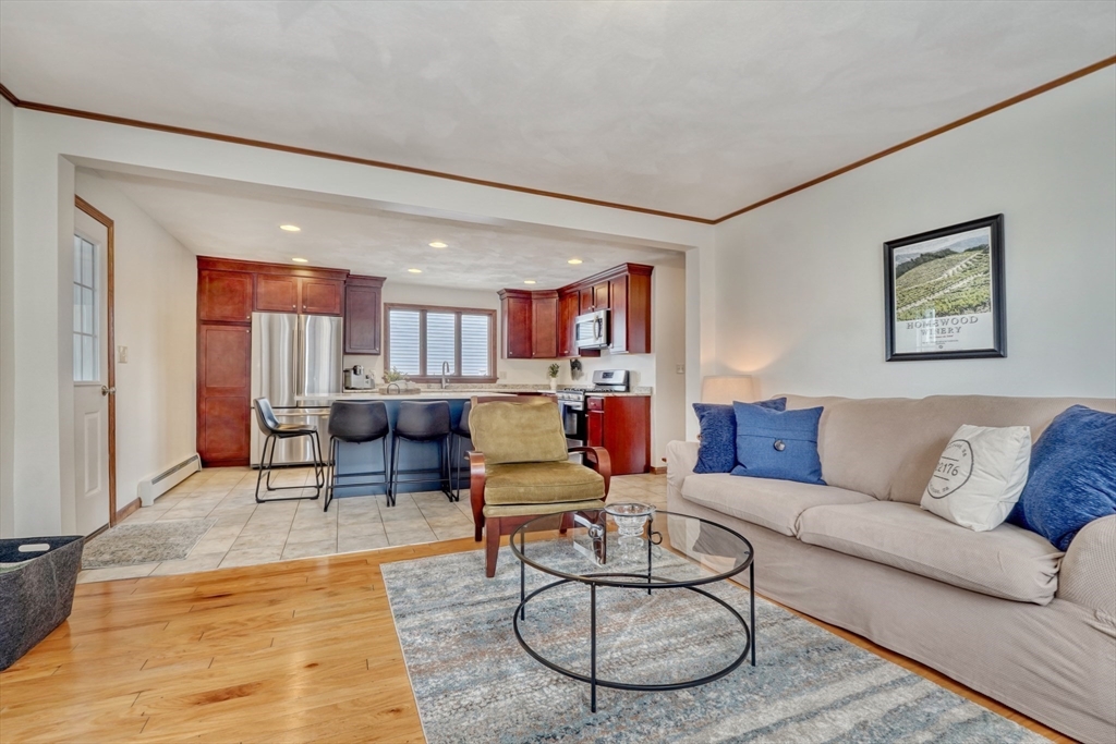 17 Forest Street Melrose, MA 02176 - Photo 11 of 35