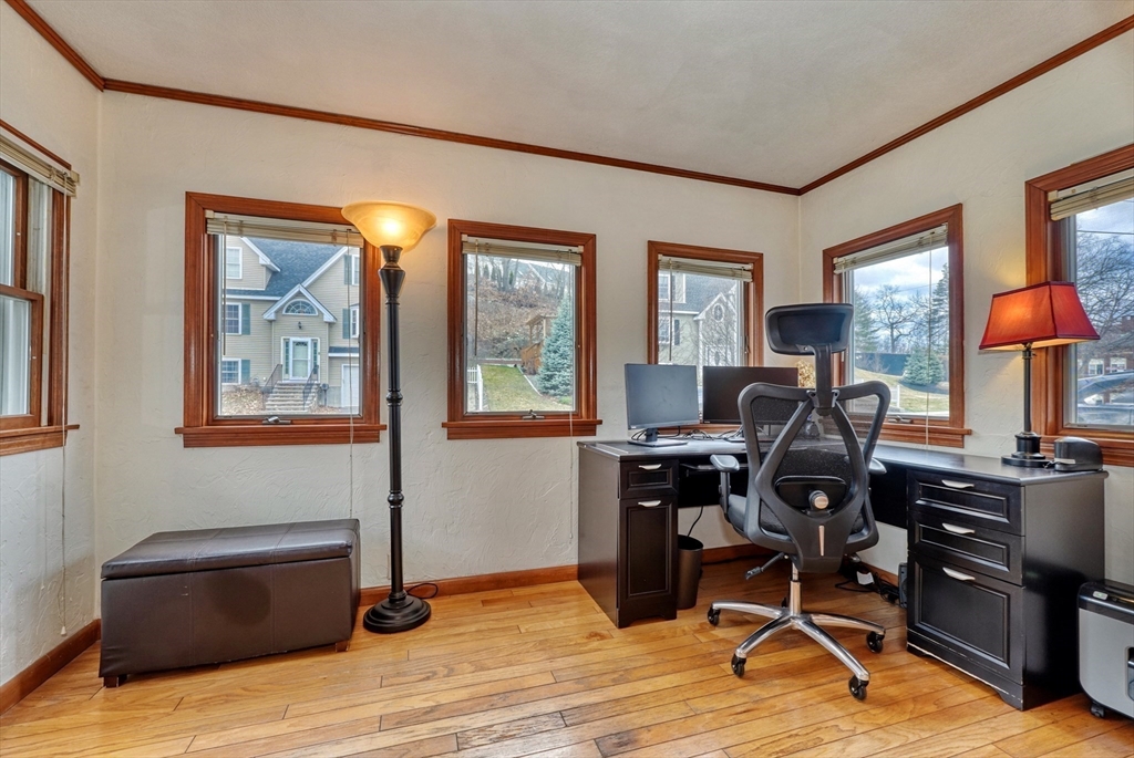 17 Forest Street Melrose, MA 02176 - Photo 19 of 35