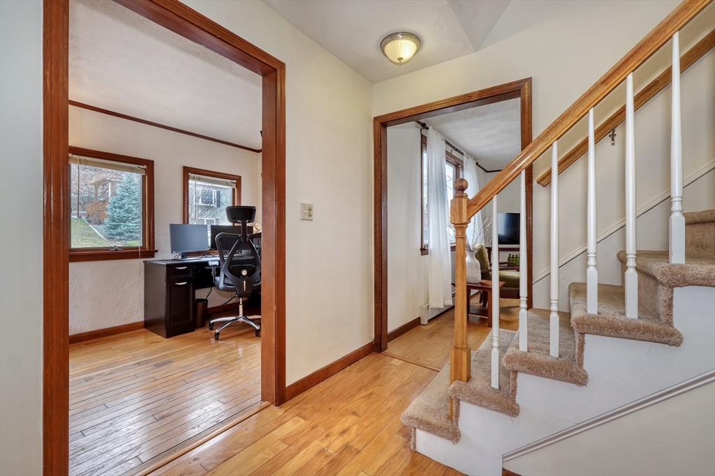 17 Forest Street Melrose, MA 02176 - Photo 22 of 35