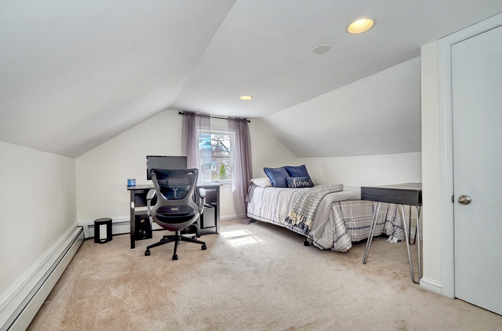 17 Forest Street Melrose, MA 02176 - Photo 28 of 35