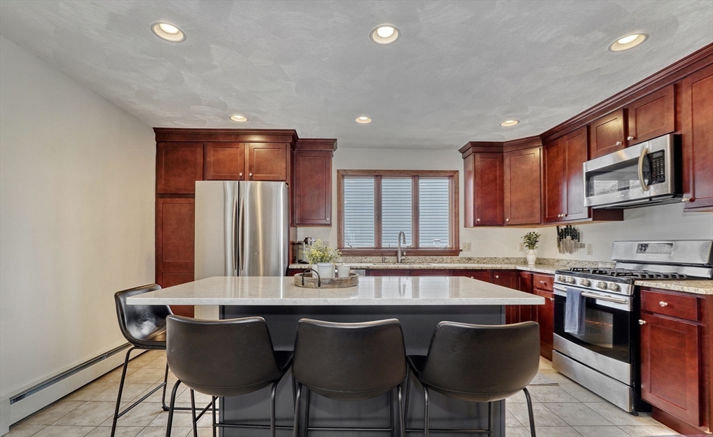 17 Forest Street Melrose, MA 02176 - Photo 8 of 35