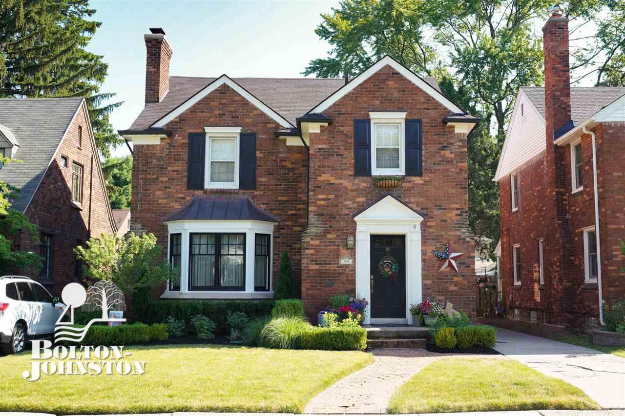 308 Moran Road Grosse Pointe, MI 48236 - Photo 1 of 32 50016262.JPG