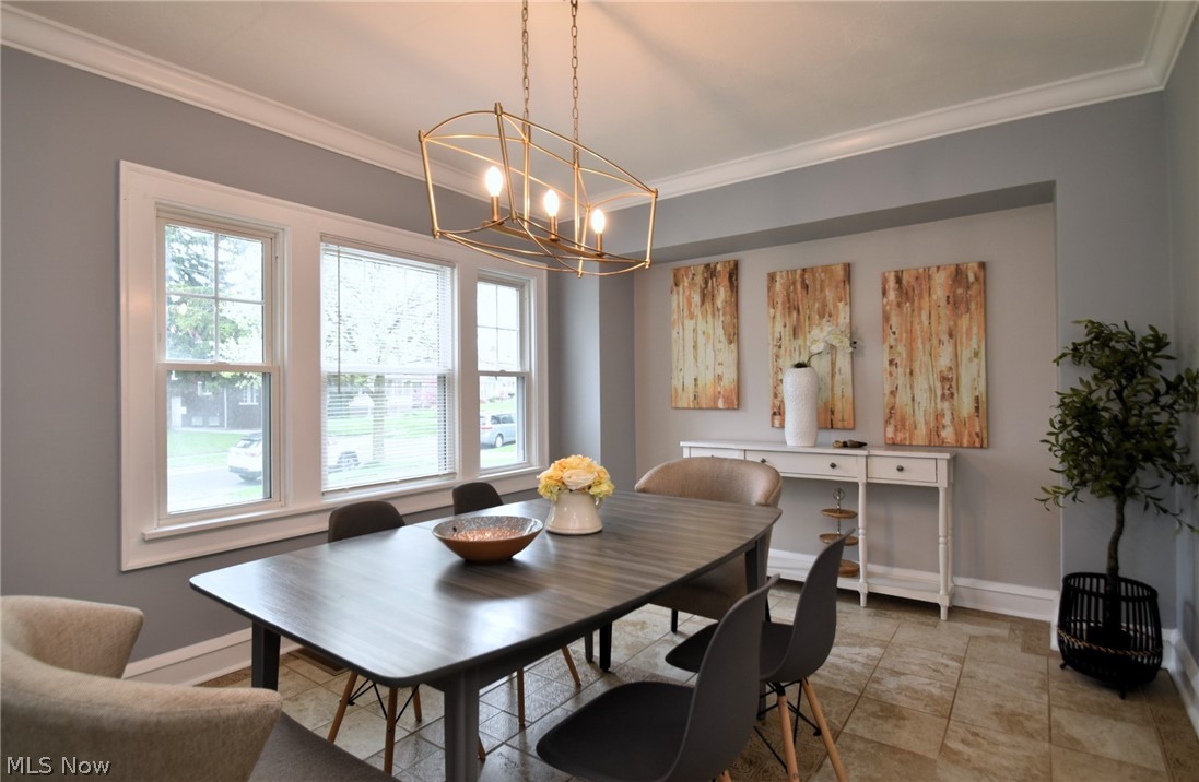 3262 Kildare Road Cleveland, OH 44118 - Photo 10 of 41 Gallery Image 10