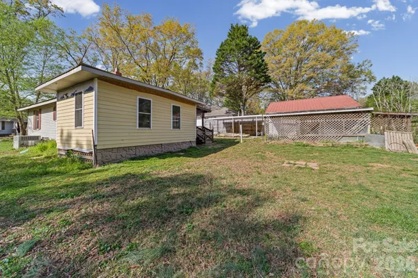 $197,900 | 402 Edgemont Street, Albemarle, NC 28001