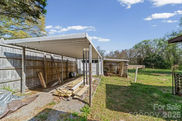 $197,900 | 402 Edgemont Street, Albemarle, NC 28001