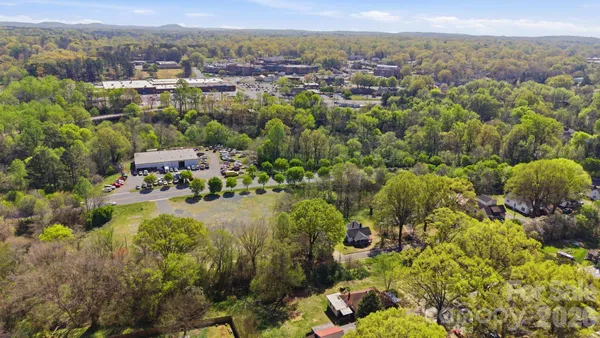 $197,900 | 402 Edgemont Street, Albemarle, NC 28001