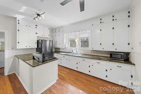 $197,900 | 402 Edgemont Street, Albemarle, NC 28001