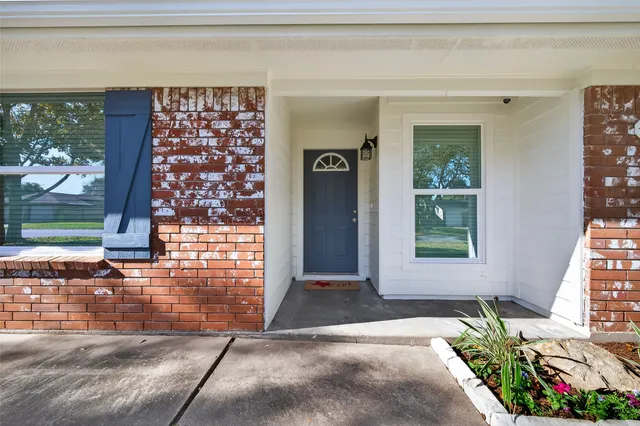 $315,000 | 1920 Ripple Creek Drive, Rosenberg, TX 77471