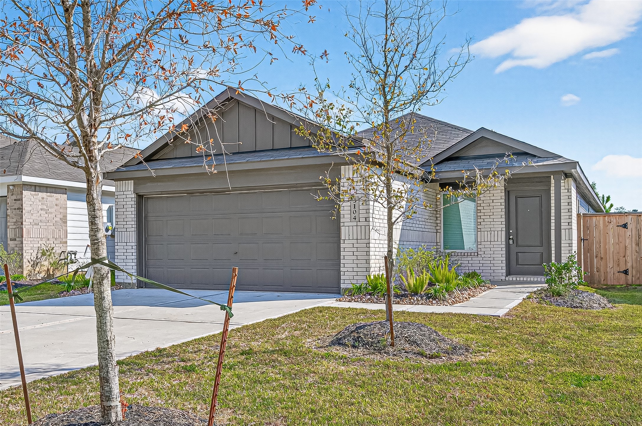 3104 Twisted Myrtle Drive Conroe, TX 77301 - Photo 5 of 42