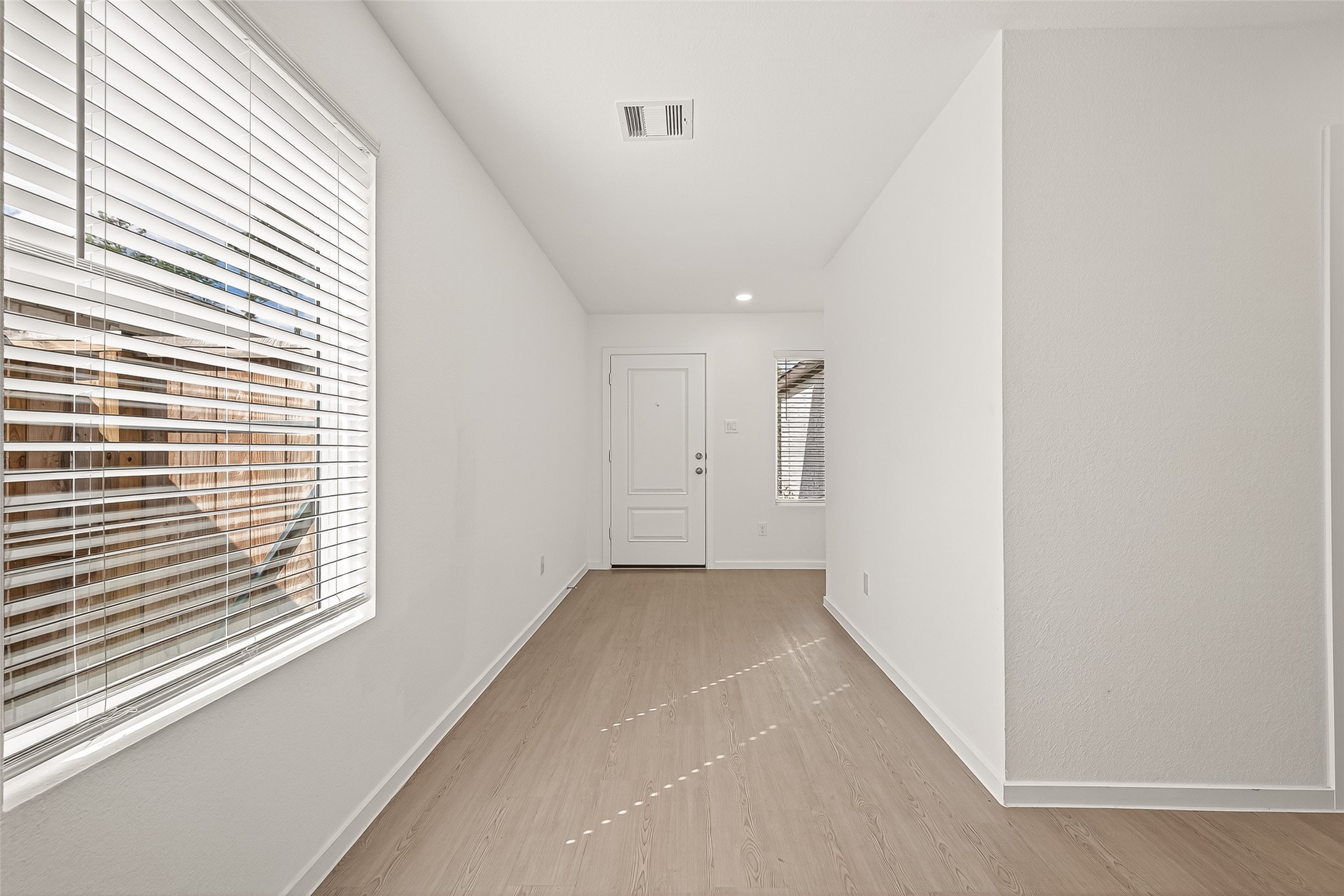 3104 Twisted Myrtle Drive Conroe, TX 77301 - Photo 8 of 42