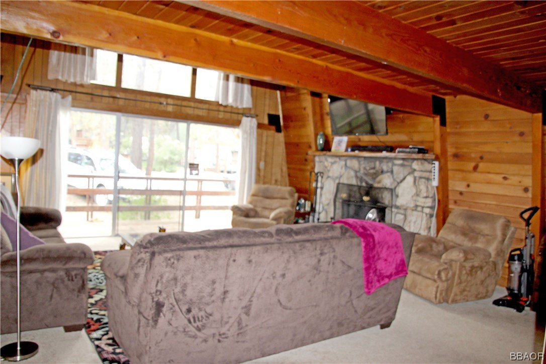 229 Pine Lane Sugarloaf, CA 92386 - Photo 4 of 24 a living room with a couch