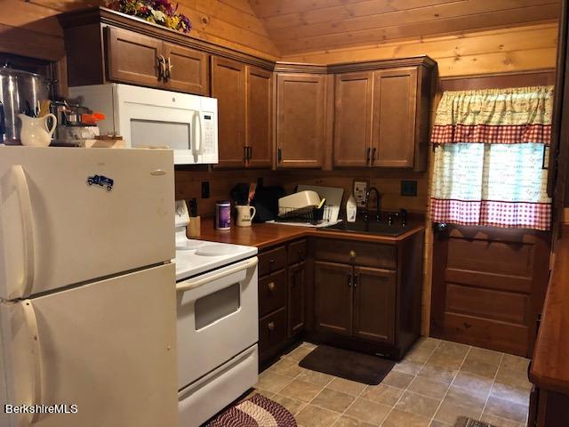 64 Phelps Road Otis, MA 01029 - Photo 20 of 43 IMG_5022