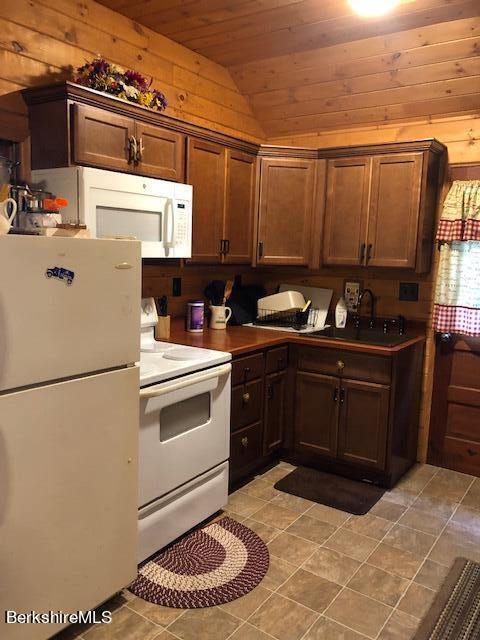 64 Phelps Road Otis, MA 01029 - Photo 21 of 43 IMG_5023