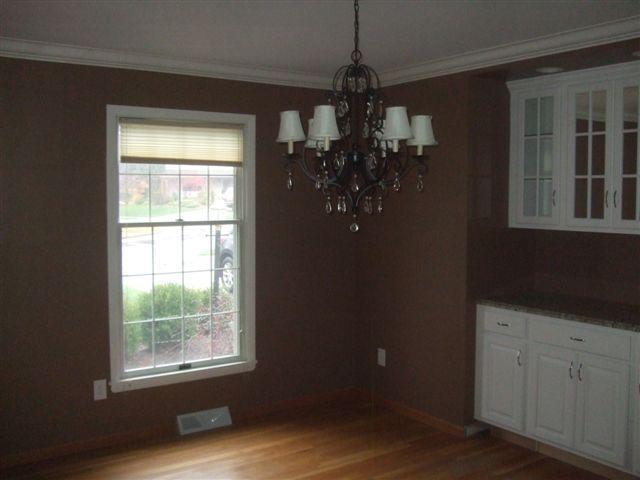 4181 Waddington Road Columbus, OH 43220 - Photo 7 of 25
