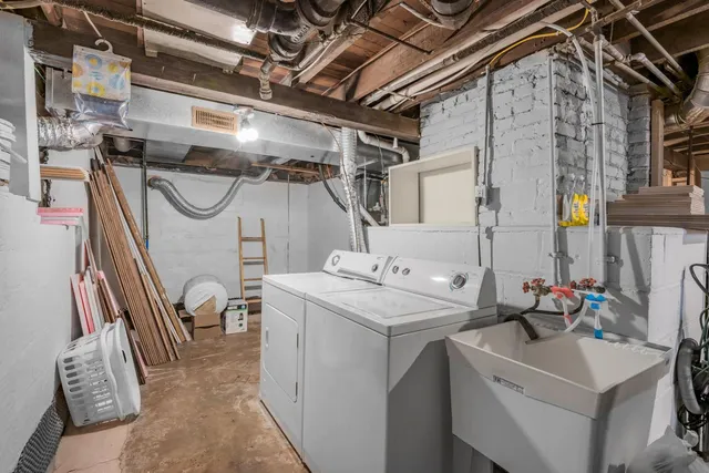 $330,000 | 2296 Shadywood Road, Wayzata, MN 55391