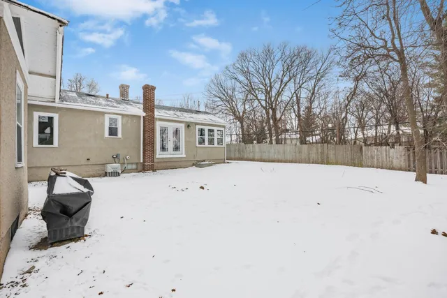 $330,000 | 2296 Shadywood Road, Wayzata, MN 55391