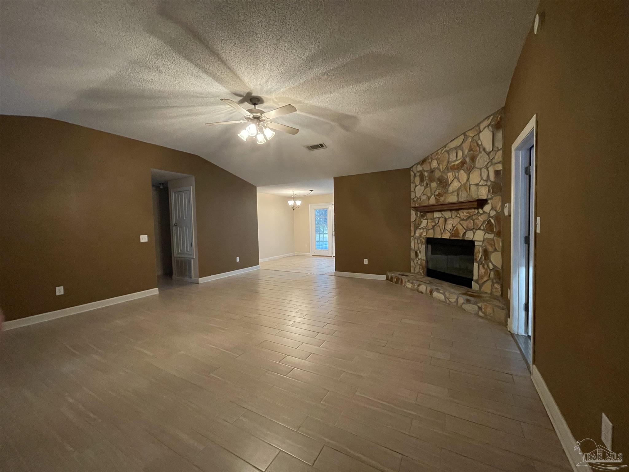 7136 Heath Road Milton, FL 32570 - Photo 16 of 36 Gallery Image 16