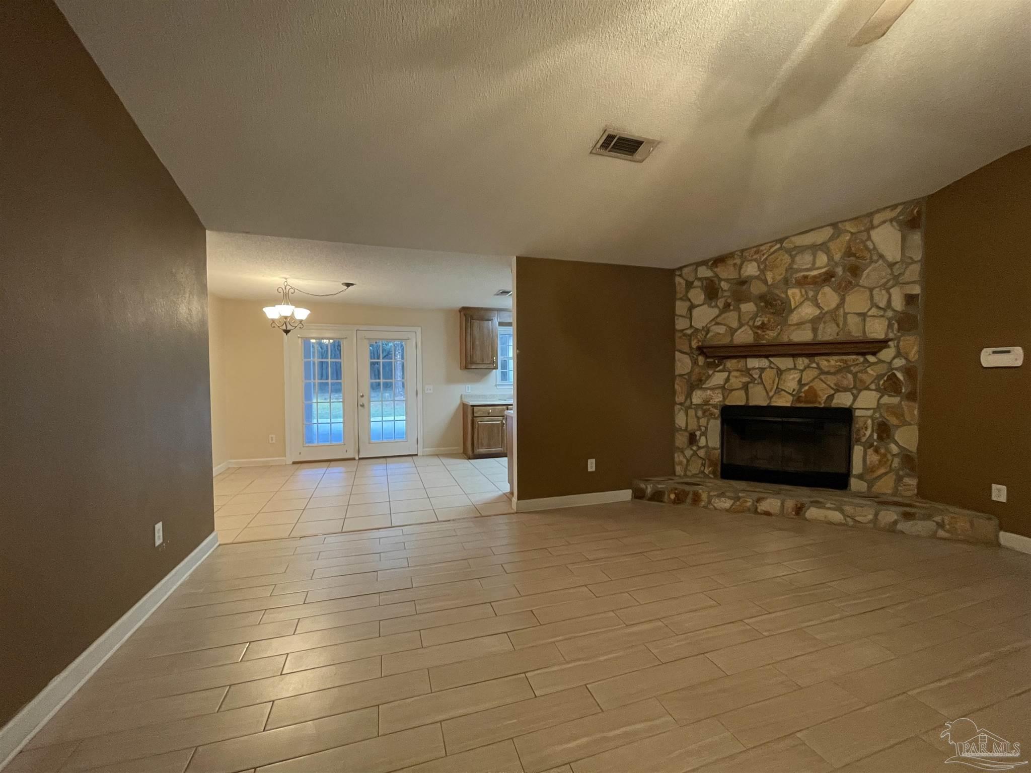 7136 Heath Road Milton, FL 32570 - Photo 7 of 36 Gallery Image 7