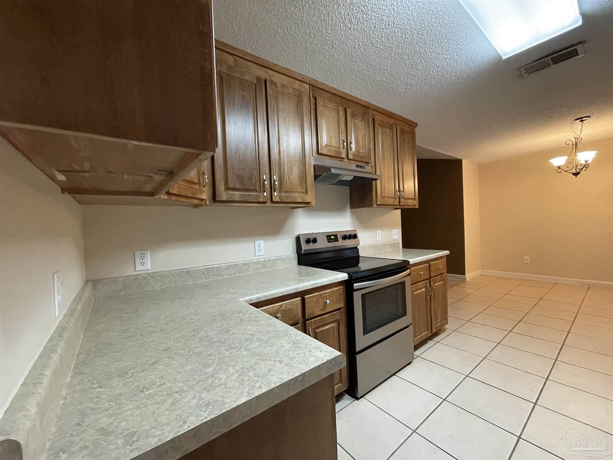 7136 Heath Road Milton, FL 32570 - Photo 9 of 36 Gallery Image 9