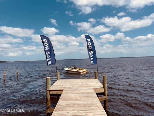 $565,000 | 301 South Prospect Street, Crescent City, FL 32112