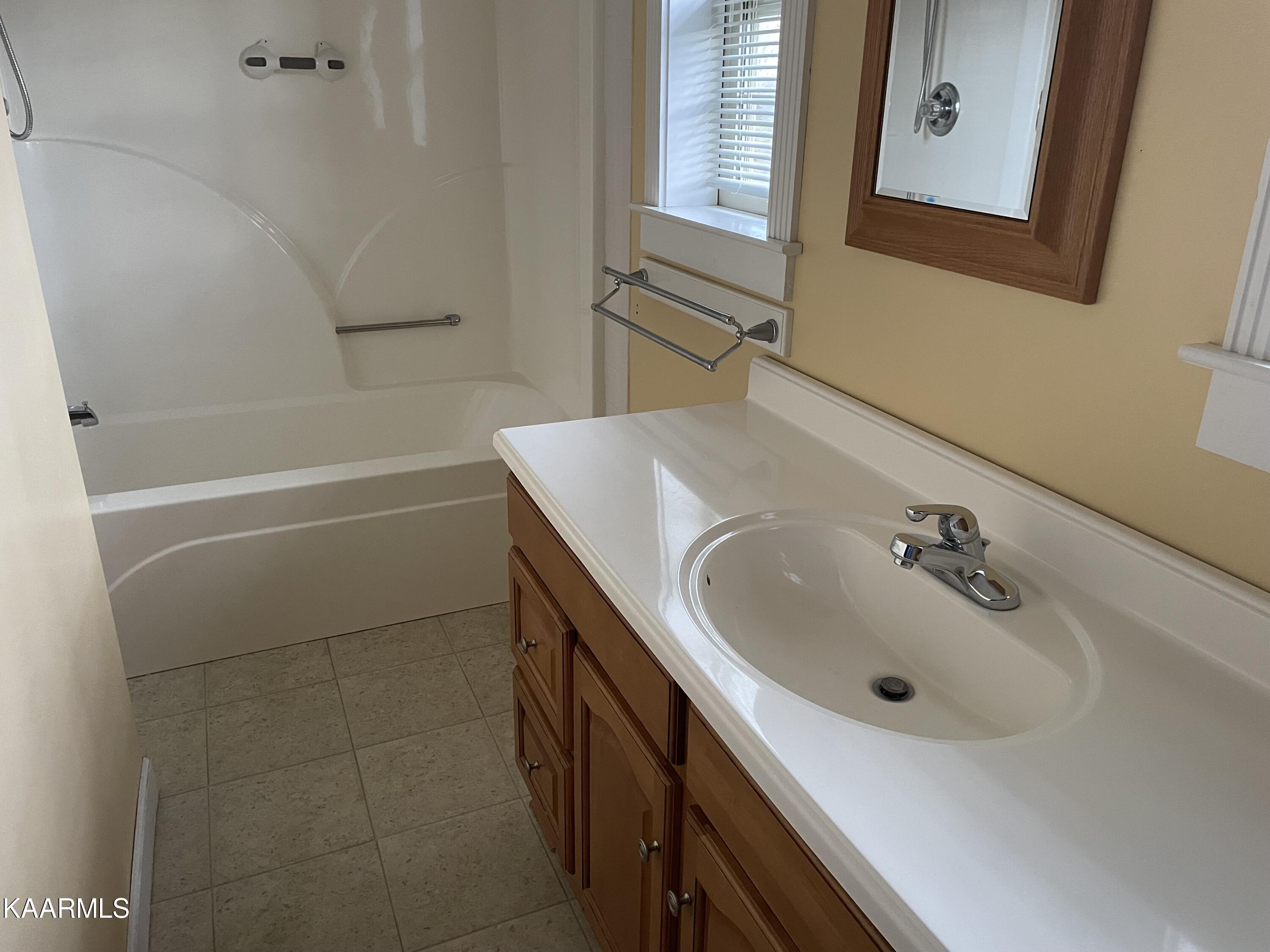 3473-3479 Windsor Road Morristown, TN 37813 - Photo 14 of 18 IMG_1960