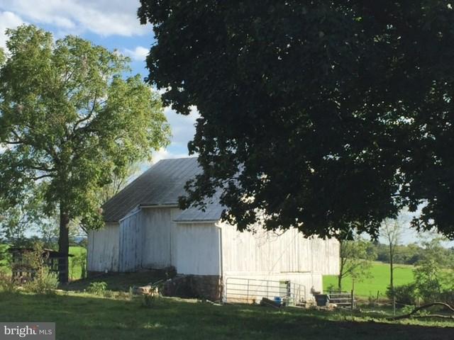 300 Cornman Road Carlisle, PA 17013 - Photo 2 of 5 Gallery Image 2