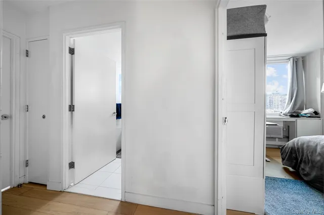 $1,750,000 | 301 West 53rd Street, Unit 9K | Hell's Kitchen