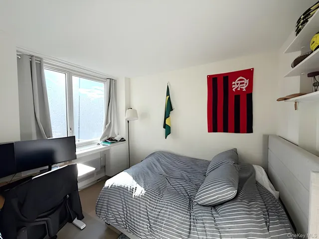 $1,750,000 | 301 West 53rd Street, Unit 9K | Hell's Kitchen