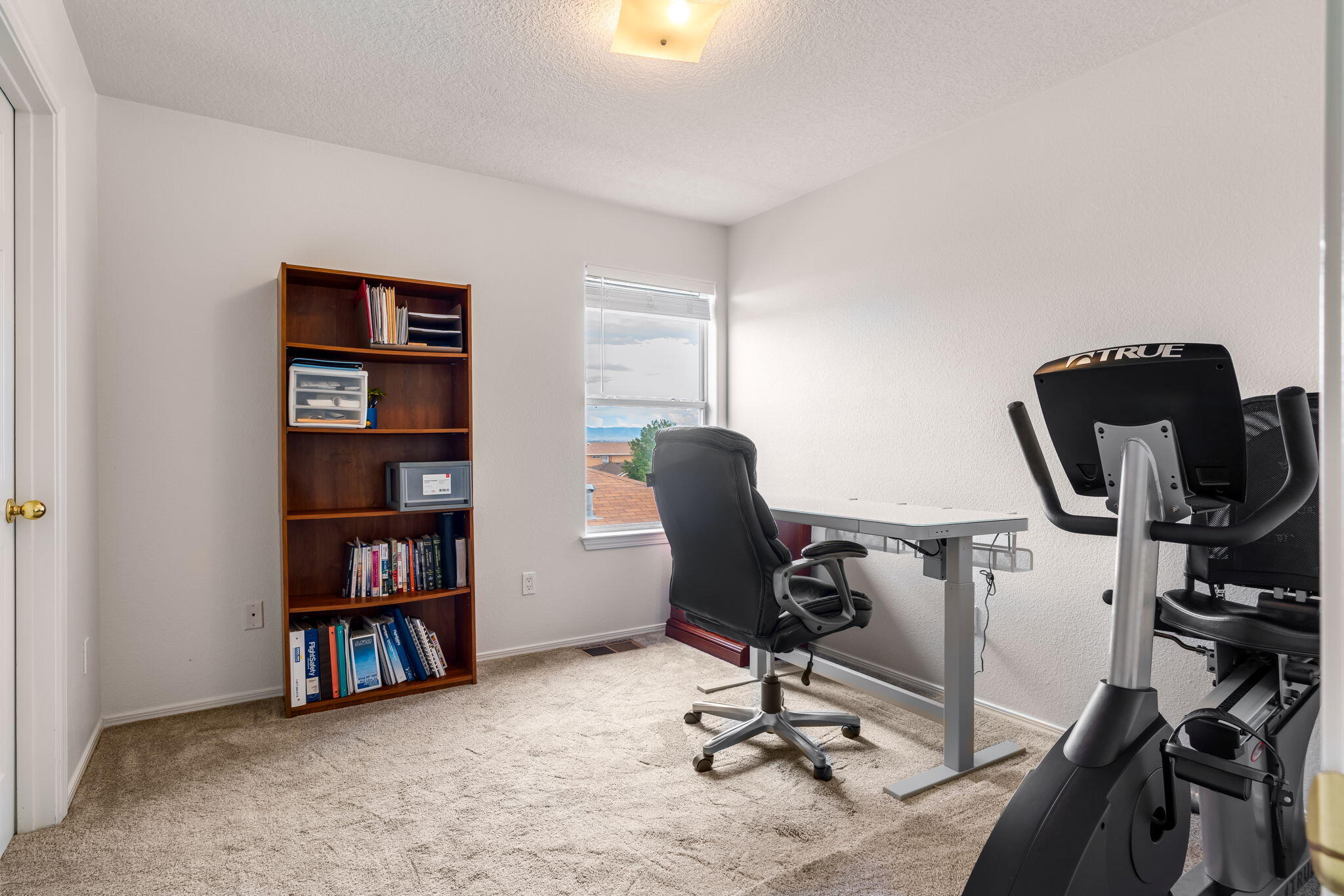9105 Rialto Avenue Southwest Albuquerque, NM 87121 - Photo 35 of 49 Gallery Image 35