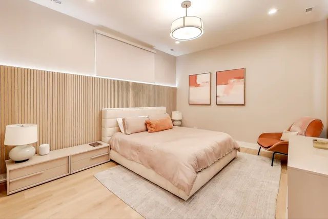 $1,200,000 | 1644 West Diversey Parkway, Unit 1, Chicago, IL 60614