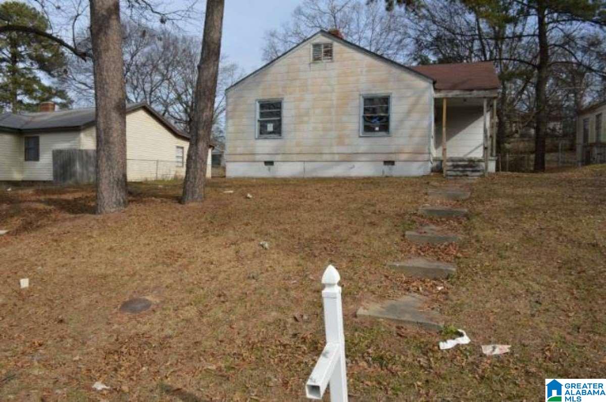 6625 Grasselli Road Fairfield, AL 35064 - Photo 1 of 9