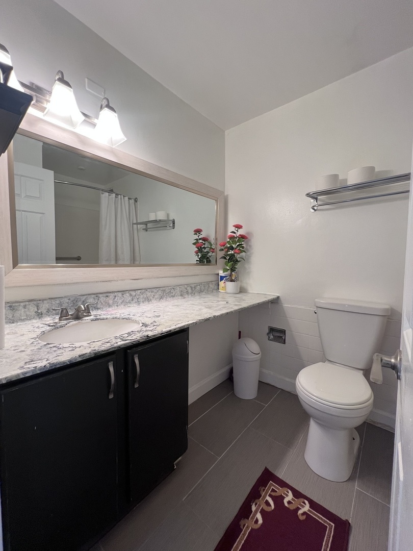 8809 Golf Road, Unit 7H Niles, IL 60714 - Photo 20 of 23 Gallery Image 20