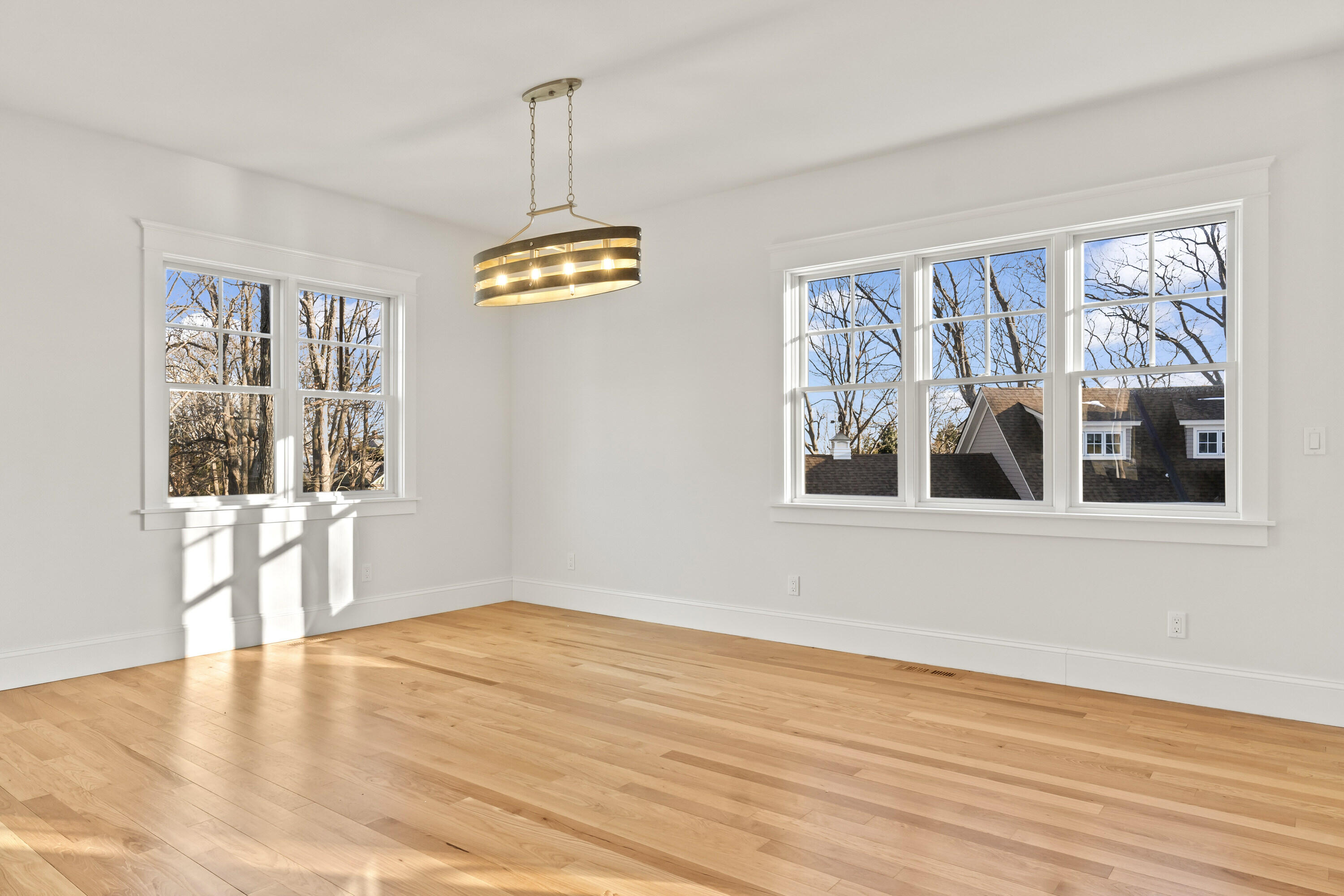 18 Eastern Point Road York, ME 03909 - Photo 15 of 43 Dining