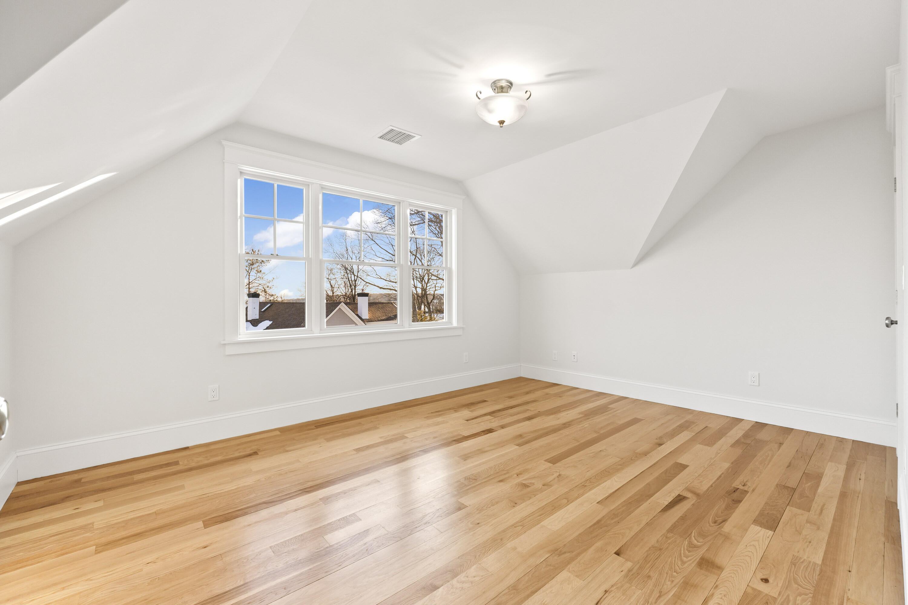 18 Eastern Point Road York, ME 03909 - Photo 29 of 43 Second Bedroom