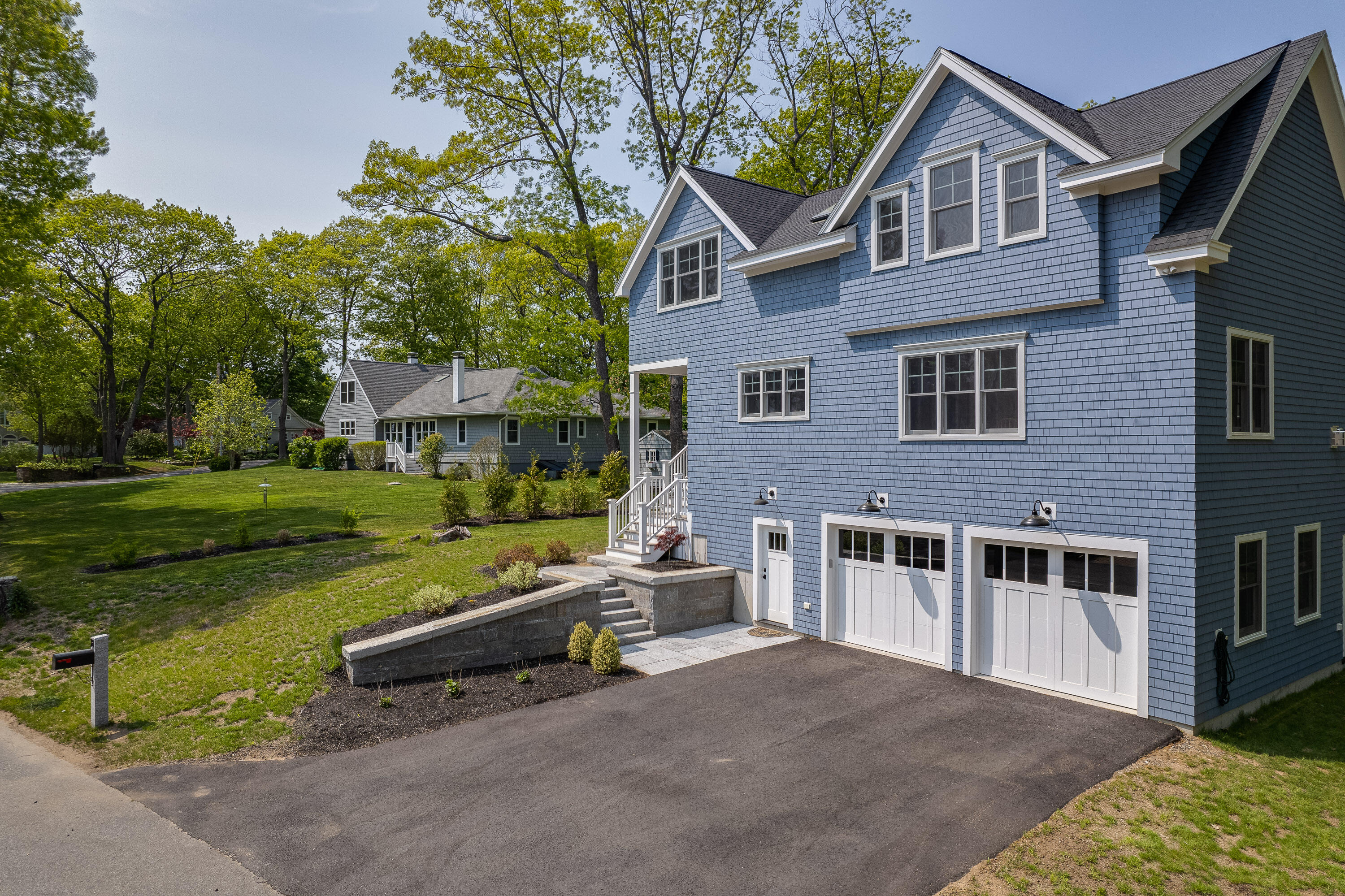 18 Eastern Point Road York, ME 03909 - Photo 3 of 43 Exterior Front