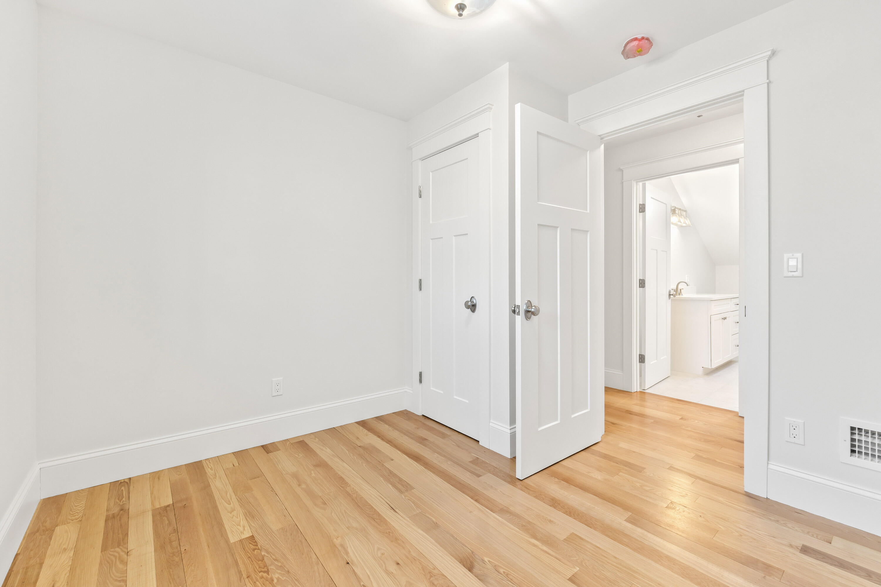 18 Eastern Point Road York, ME 03909 - Photo 31 of 43 Third Bedroom