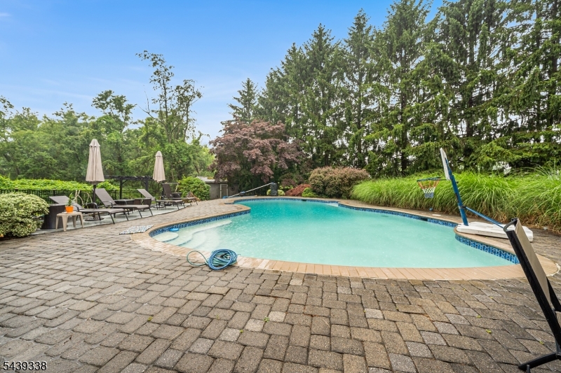 1 Oak Grove Road Flemington, NJ 08822 - Photo 26 of 29