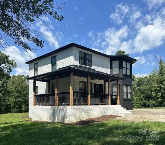 $550,000 | 504 6 Mile Creek Road, Lancaster, SC 29720