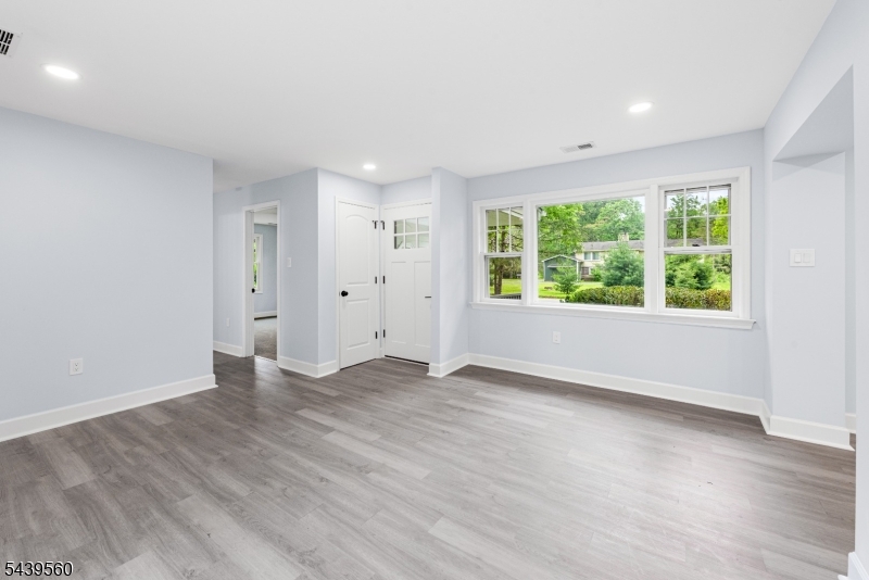 20 Cooper Lane Chester, NJ 07930 - Photo 17 of 23