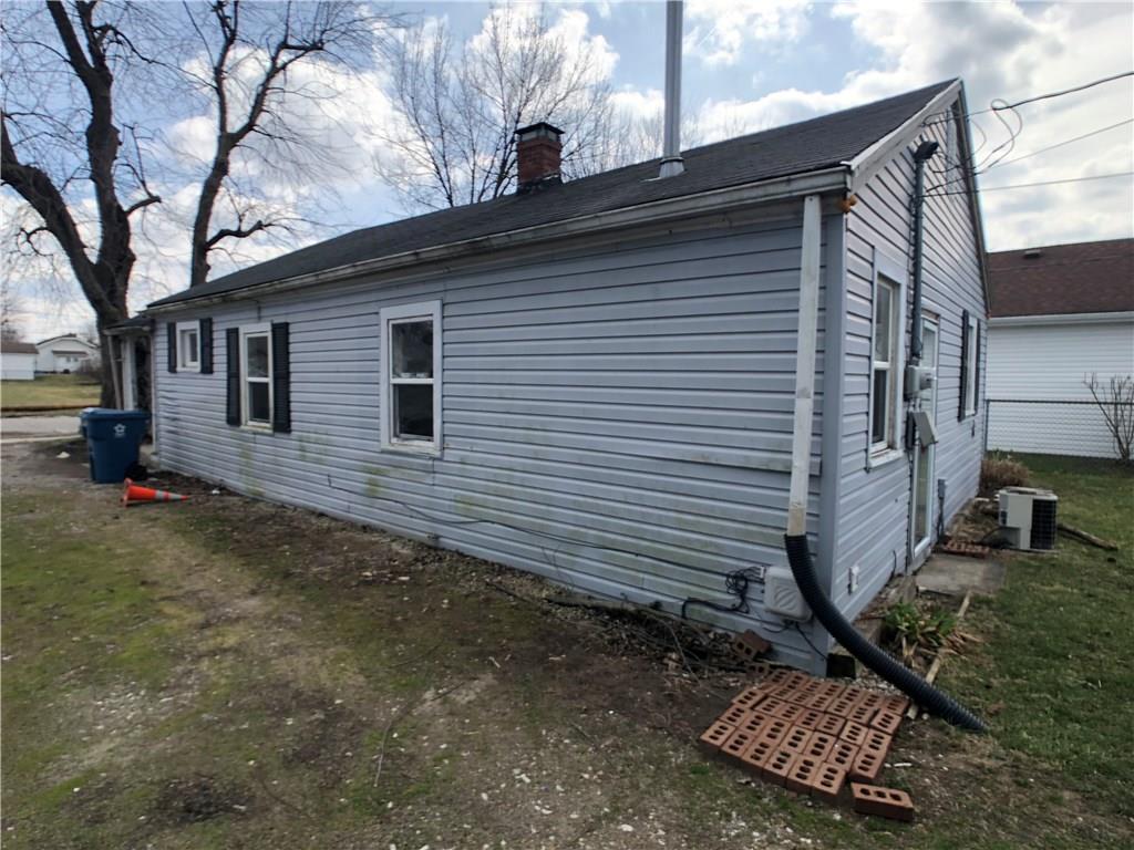 3056 Holt Road Indianapolis, IN 46221 - Photo 2 of 22 Gallery Image 2