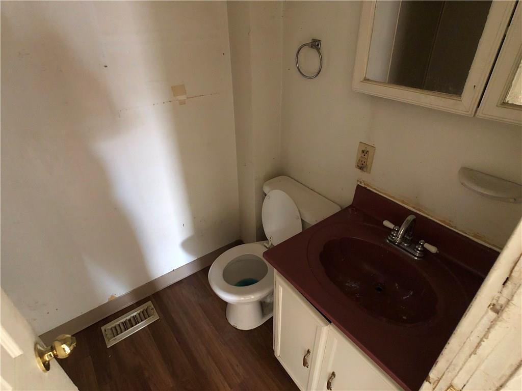 3056 Holt Road Indianapolis, IN 46221 - Photo 11 of 22 Gallery Image 11