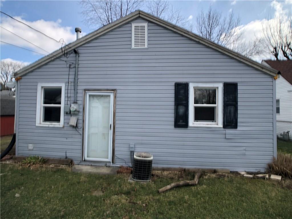 3056 Holt Road Indianapolis, IN 46221 - Photo 3 of 22 Gallery Image 3