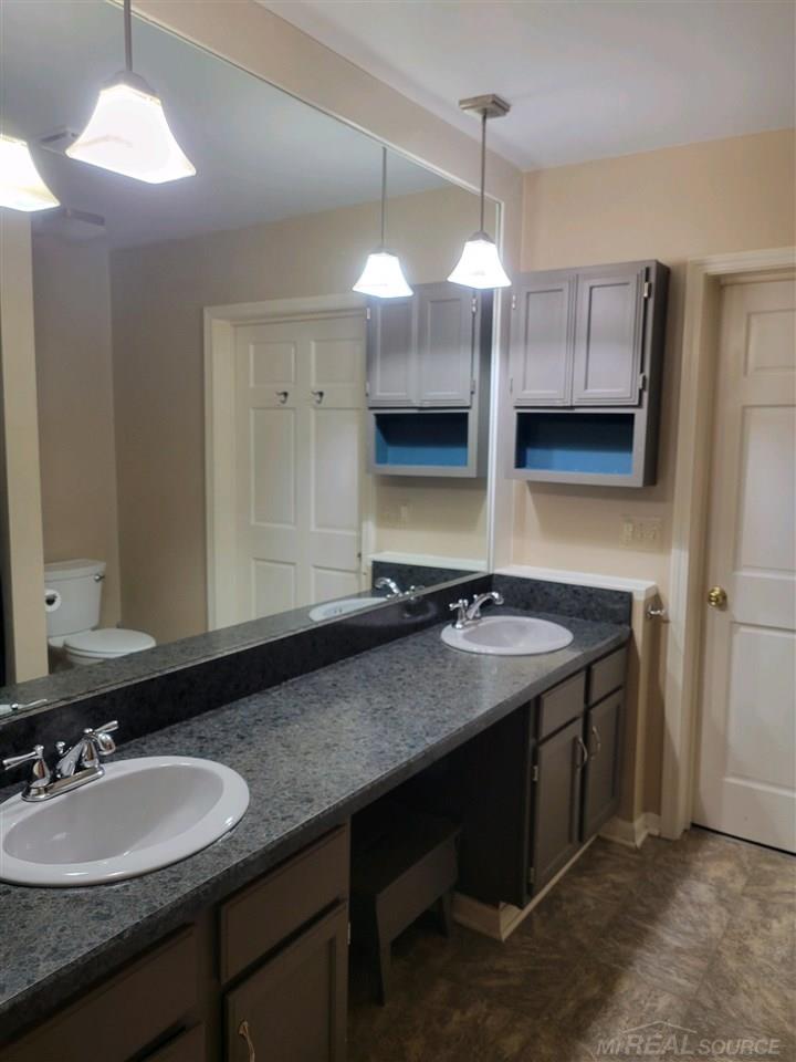 47730 Forbes Street Chesterfield, MI 48047 - Photo 12 of 21
