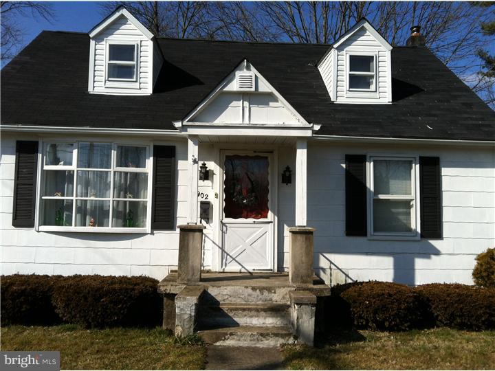 1902 Ford Road Bristol, PA 19007 - Photo 2 of 23 Exterior Front