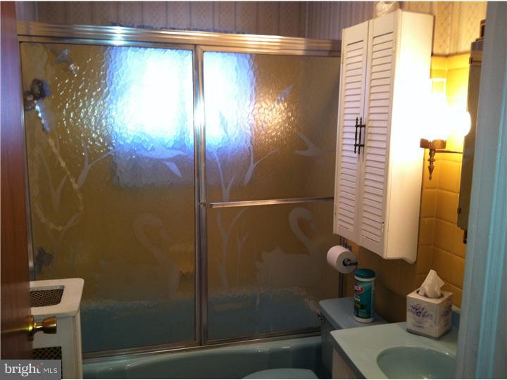 1902 Ford Road Bristol, PA 19007 - Photo 16 of 23 Bathroom