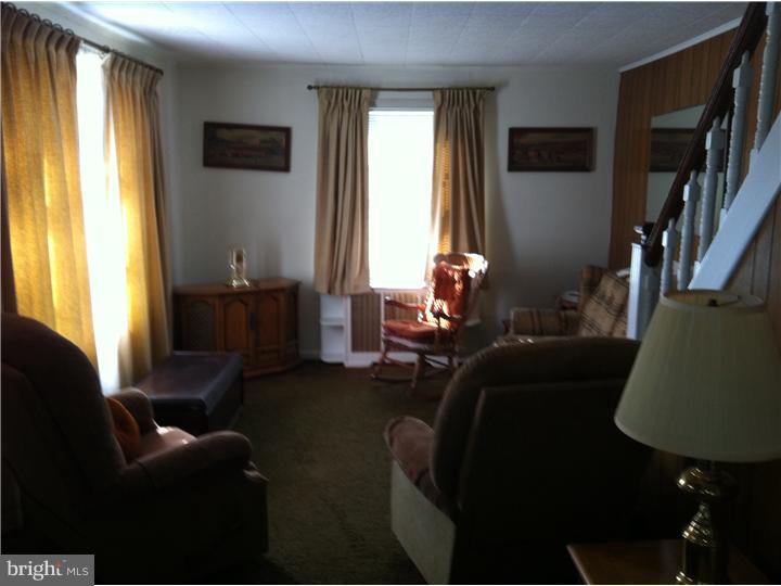 1902 Ford Road Bristol, PA 19007 - Photo 17 of 23 Living Room