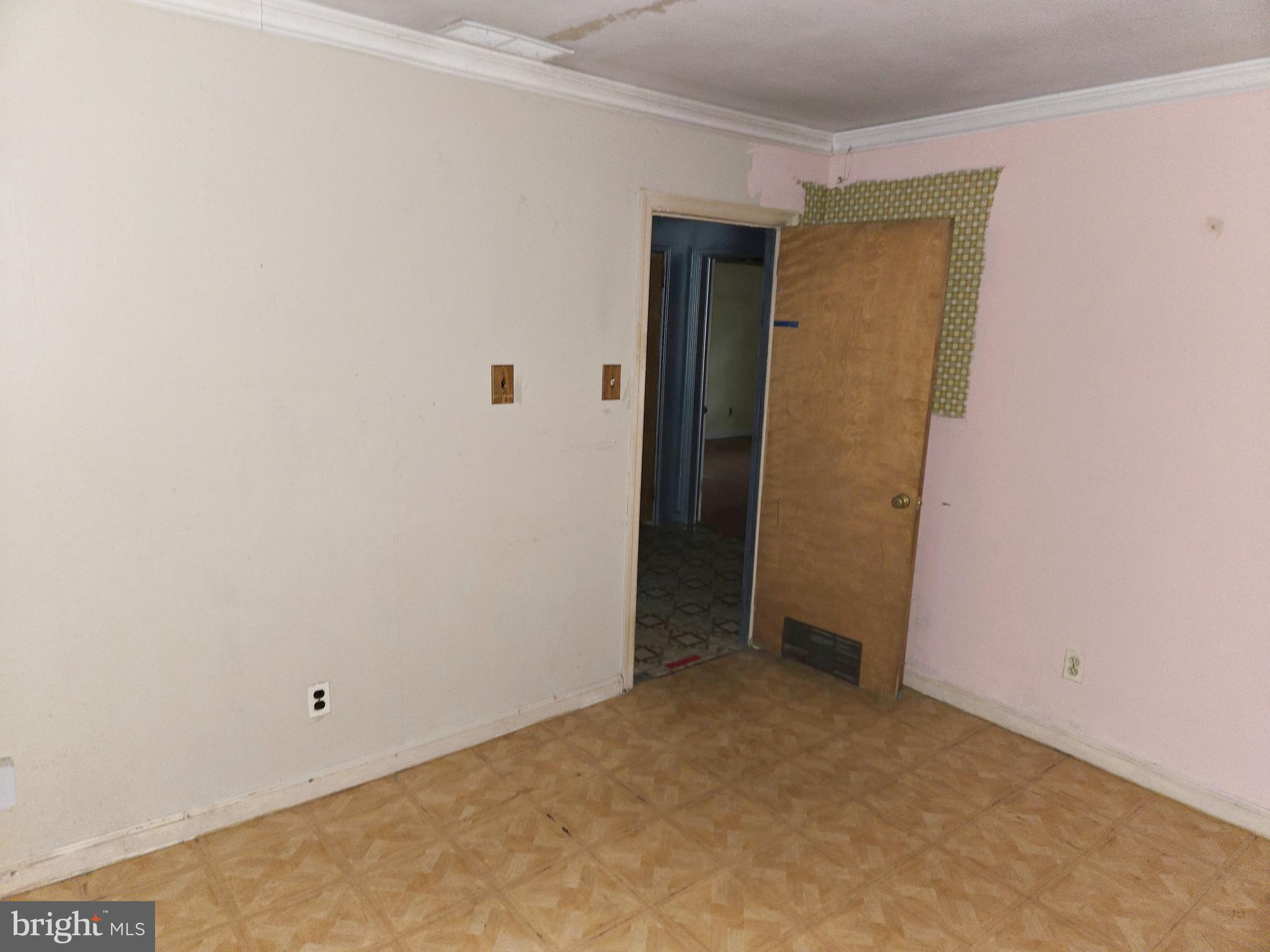 1001 Wayne Road Haddonfield, NJ 08033 - Photo 31 of 34 a view of an empty room